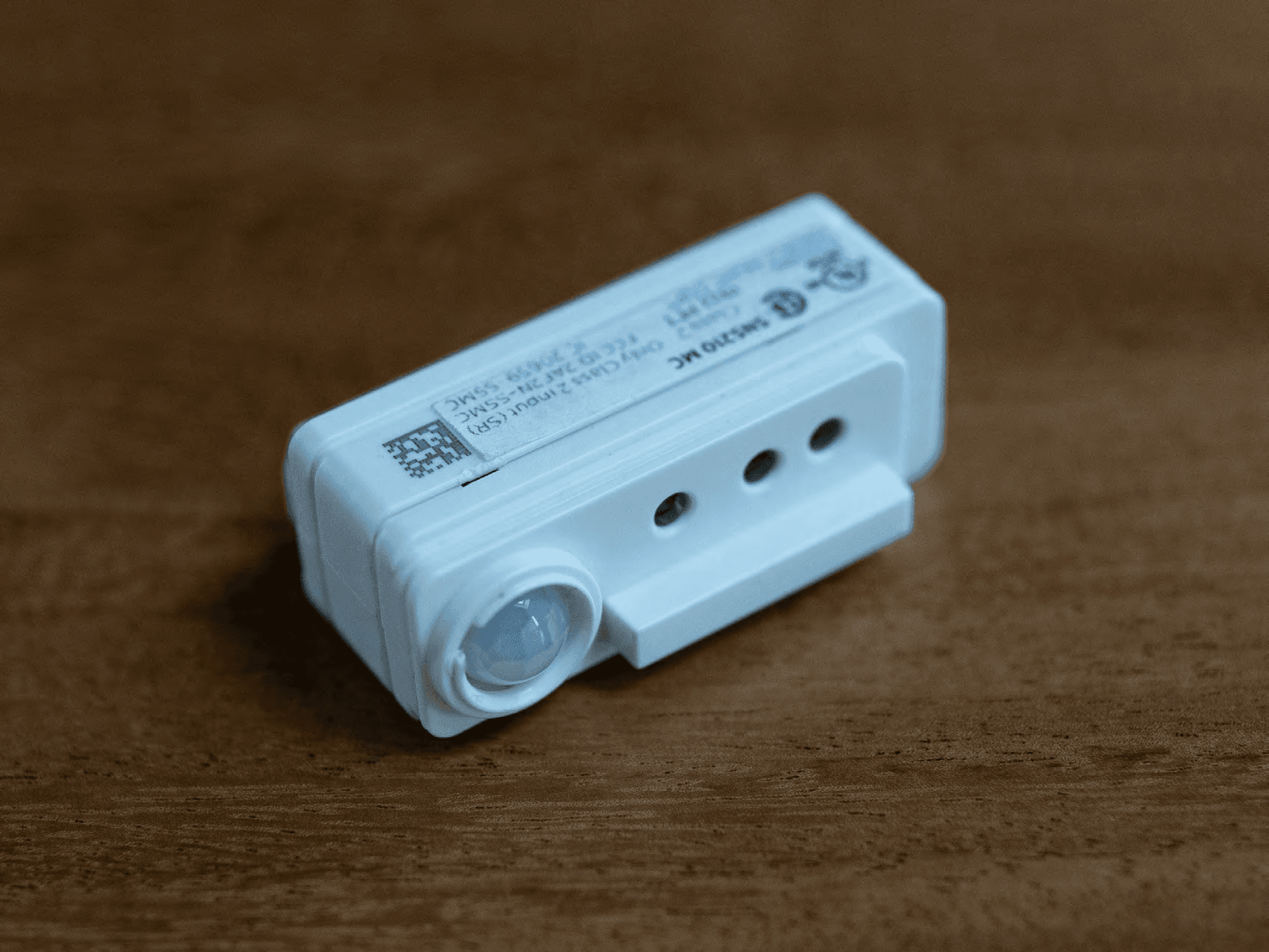 Occupancy and Daylight Sensor Lighting Control - FCC ID 2AF2N-SSMC - Signify North America Corporation (4)