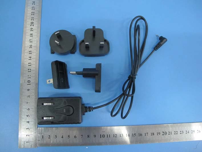 10.1 inch Quad core capacitive touch tablet - FCC ID 2AF2V-MGT101 - Motic China Group Co., LTD (2)