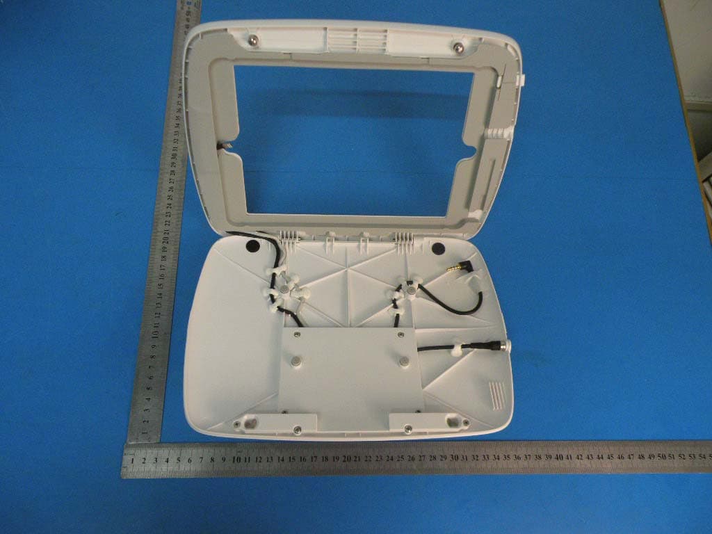 Secure Tablet Enclosure - FCC ID 2AF3PLUNA - Spotspot Ltd (t/a Bouncepad). (4)