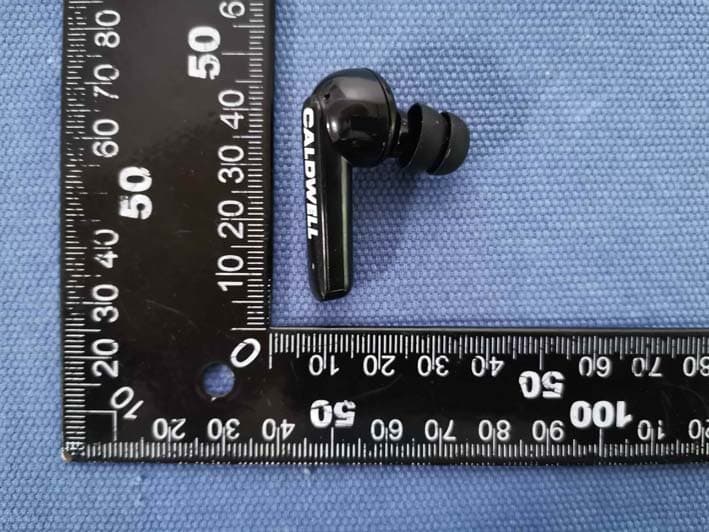 Bluetooth Headset - FCC ID 2AF3W-SHADOWSR - AOB Products Company (2)