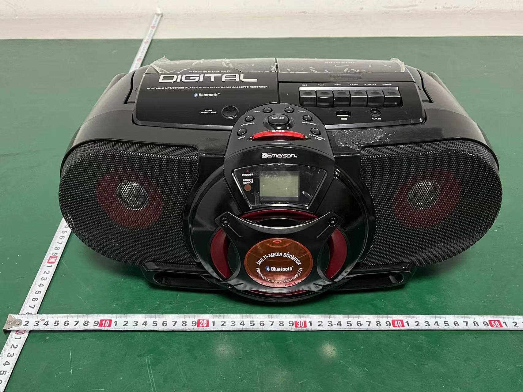 Portable MP3/CD/USB Player With PLL AM/FM Stereo Radio, Cassette Recorder and Bluetooth - FCC ID 2AF52E009 - KING PROFIT TRADING LTD.