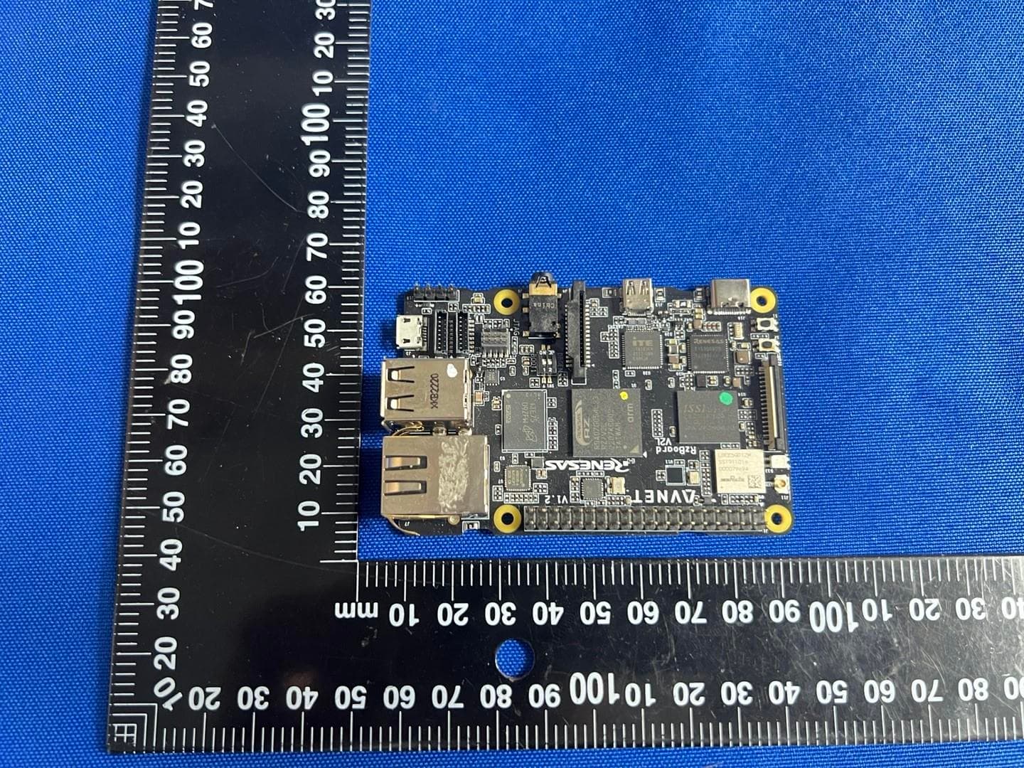 RZBoard V2L - FCC ID 2AF62-AESRZBV2LSKG - Avnet Inc