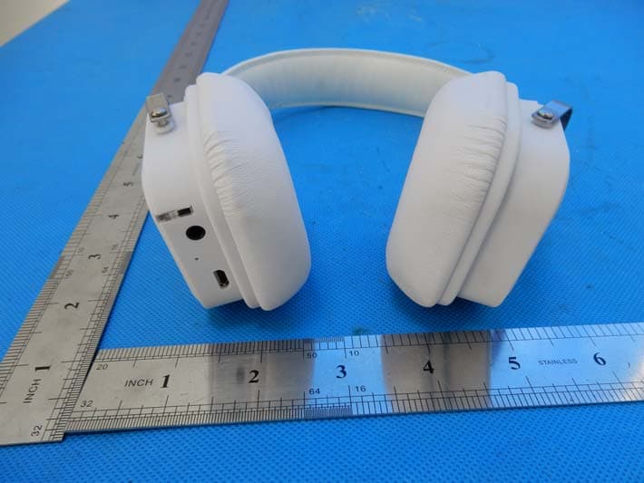 Bluetooth headphone - FCC ID 2AF79BHP-1501 - Shenzhen Yideou Electronic Technology Co., Ltd (4)