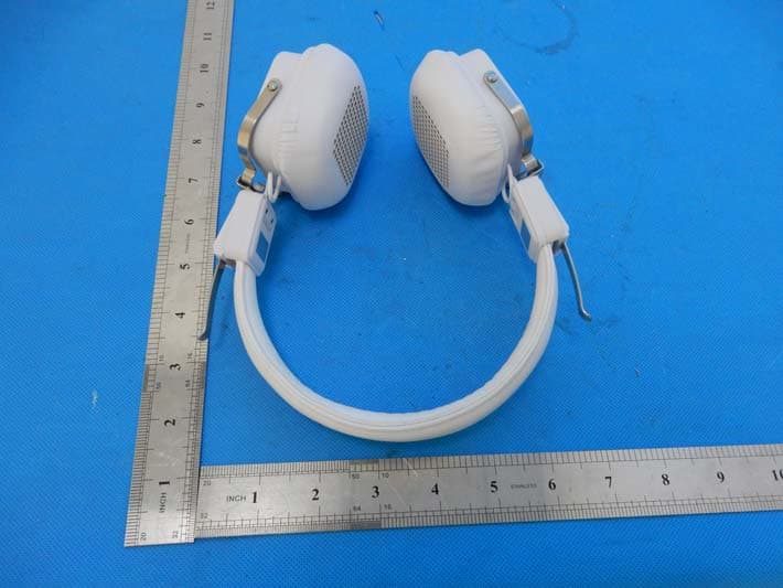Bluetooth headphone - FCC ID 2AF79BHP-1501 - Shenzhen Yideou Electronic Technology Co., Ltd (5)