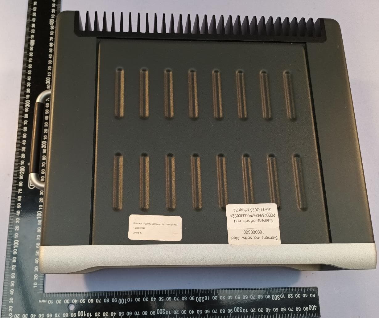 SCADAS RECORDER - FCC ID 2AF88-SCR2E1 - Siemens Industry Software Netherlands B.V.