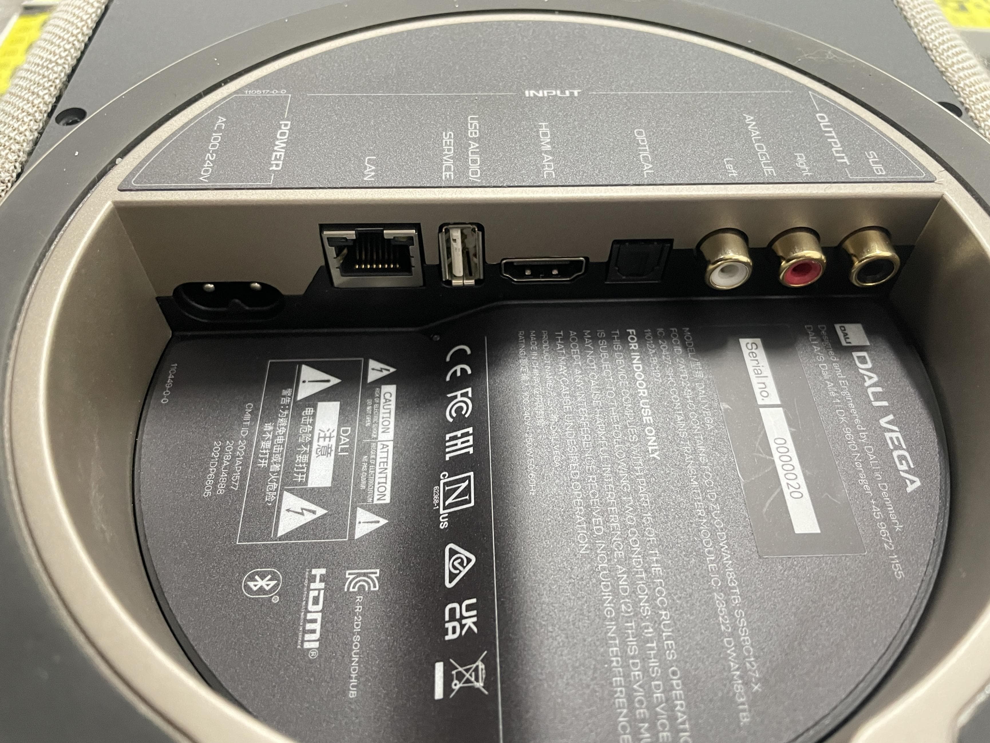 DALI VEGA with BT,WIFI - FCC ID 2AFD2-VEGA - DALI A/S (2)