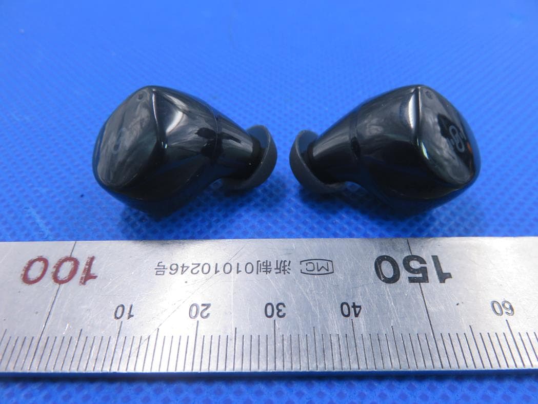 TRUE WIRELESS STEREO EARBUDS - FCC ID 2AFDGBT-BH021 - SUNVALLEYTEK INTERNATIONAL, INC. (4)
