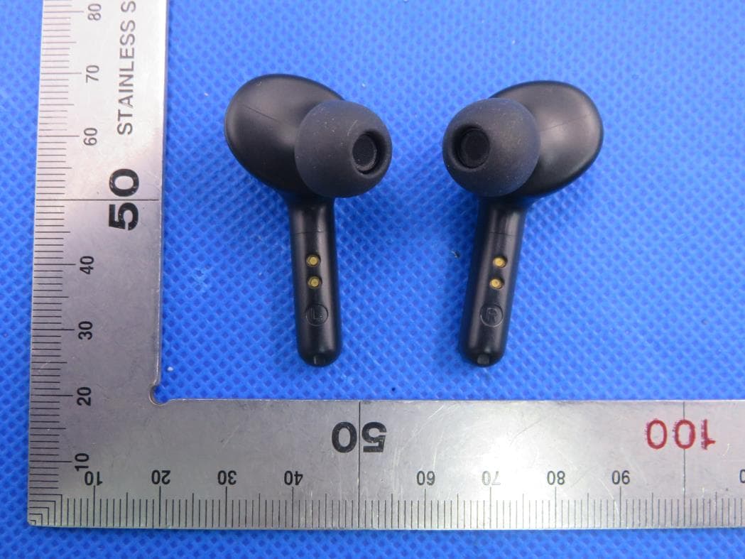 TRUE WIRELESS STEREO EARBUDS - FCC ID 2AFDGTT-BH053V1 - SUNVALLEYTEK INTERNATIONAL, INC.
