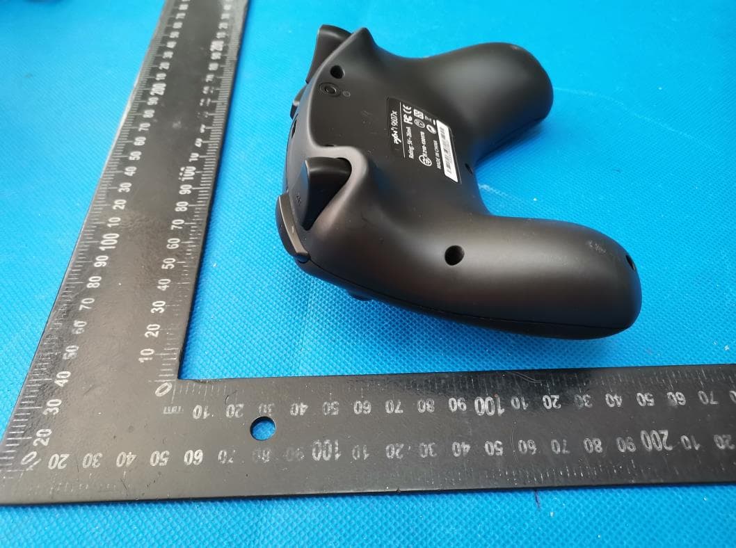 Wireless Controller - FCC ID 2AFGF-PXN-9607X - Shen Zhen PXN Electronics Technology Co., Ltd. (4)