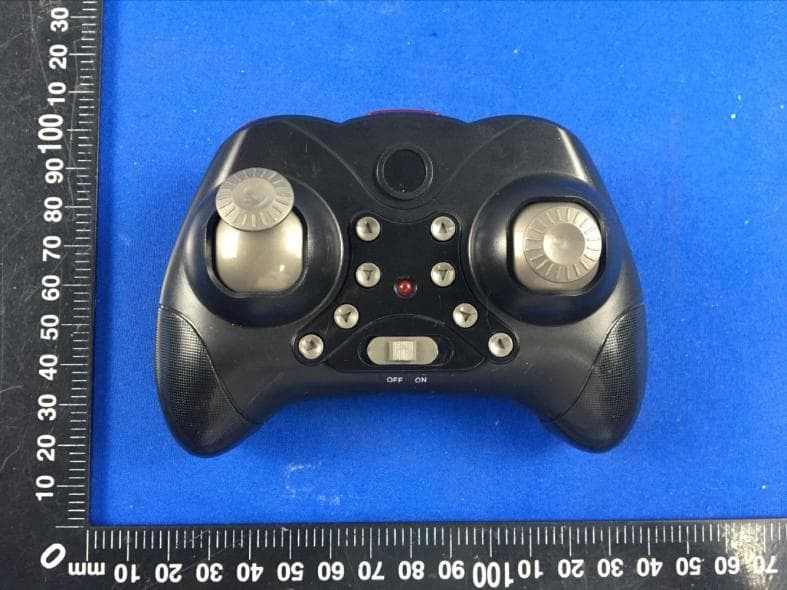 I/R MINI COPTER/DRONE - FCC ID 2AFHF-MW412 - RUICHUANG TOYS INDUSTRIAL CO., LTD (2)