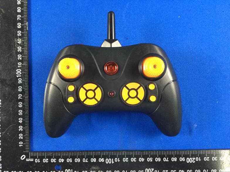 I/R MINI COPTER/DRONE - FCC ID 2AFHF-MW426 - RUICHUANG TOYS INDUSTRIAL CO., LTD (2)