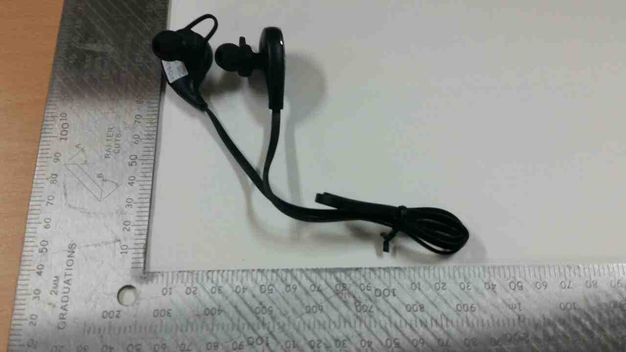 Bluetooth Earphone - FCC ID 2AFKNR12E - Spigen Korea Co., Ltd. (2)