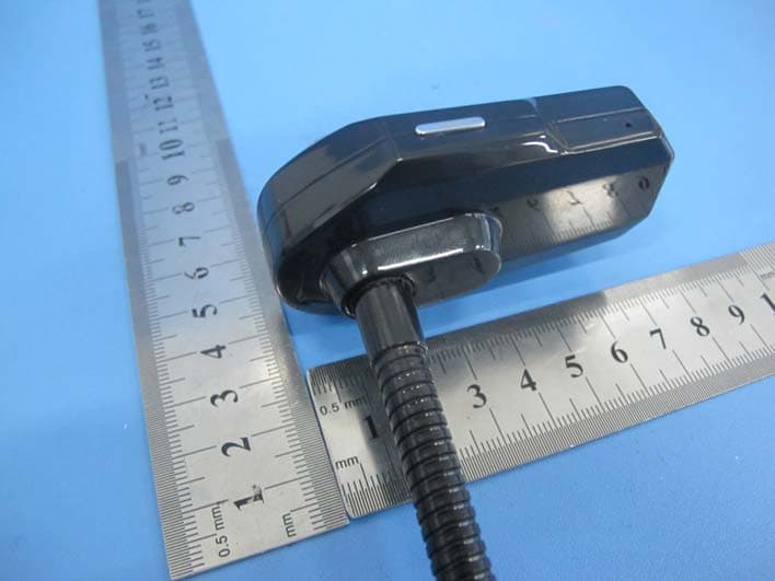 Bluetooth FM Transmitter - FCC ID 2AFMD-FM25 - SHENZHEN SPRING TECHNOLOGY CO., LIMITED (4)