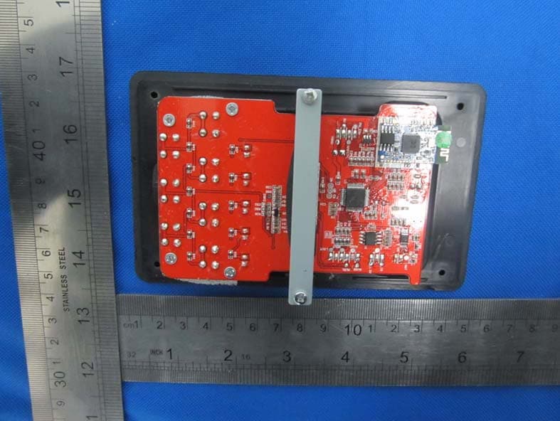 Bluetooth speaker - FCC ID 2AFN5POAAIR06 - 4 Sizzle, Inc. (5)