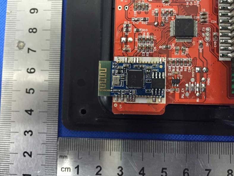 Bluetooth speaker - FCC ID 2AFN5POAAIR06 - 4 Sizzle, Inc. (2)
