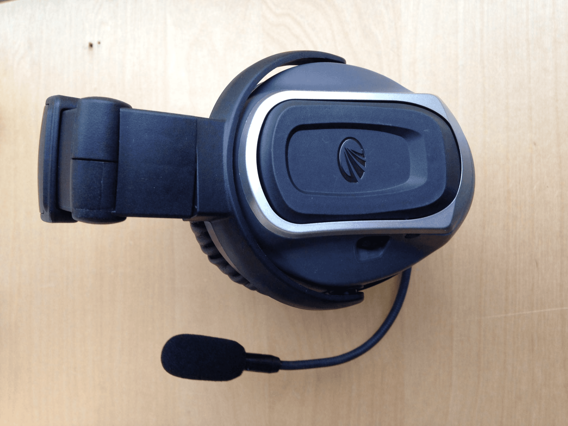 Tango Aviation Headset - FCC ID 2AFOMT0102 - Lightspeed Aviation (5)