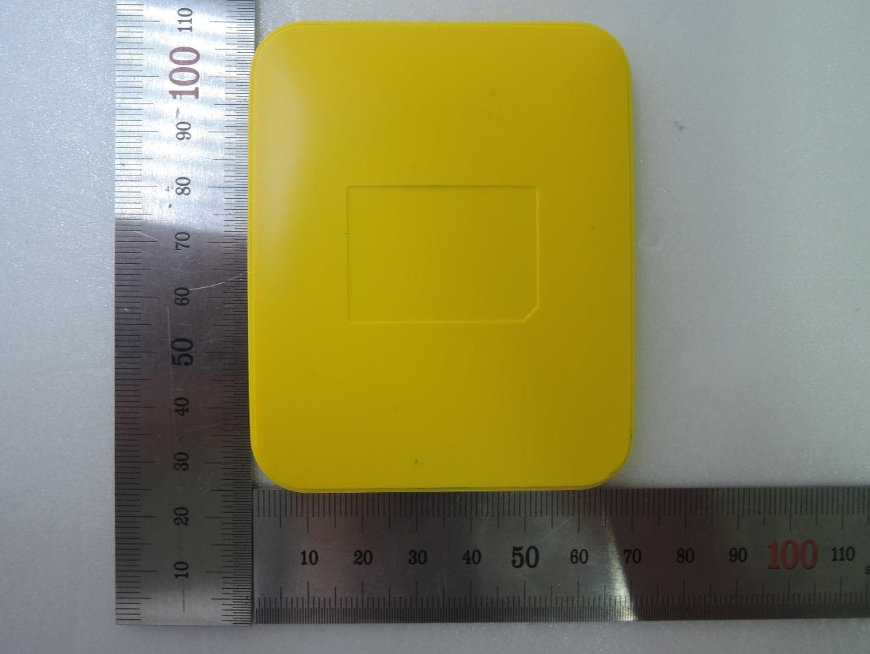 Slim Wireless Charger - FCC ID 2AFOVTHEDRTCWCTT051 - THEDREAMTECH CO.LTD. (2)