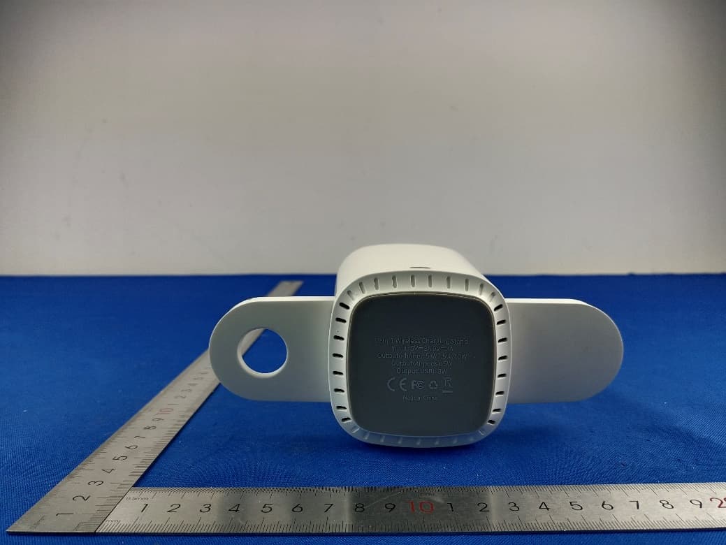 3-in-1 Magnetic Wireless Charging Stand - FCC ID 2AFP2LC65C - Shenzhen Powerqi Technology Co., Ltd.