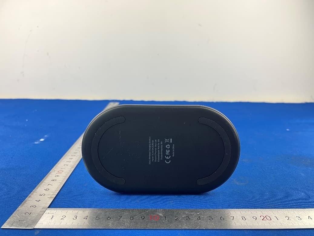 3 in 1 Wireless Charging Station - FCC ID 2AFP2LC71 - Shenzhen Powerqi Technology Co., Ltd. (5)