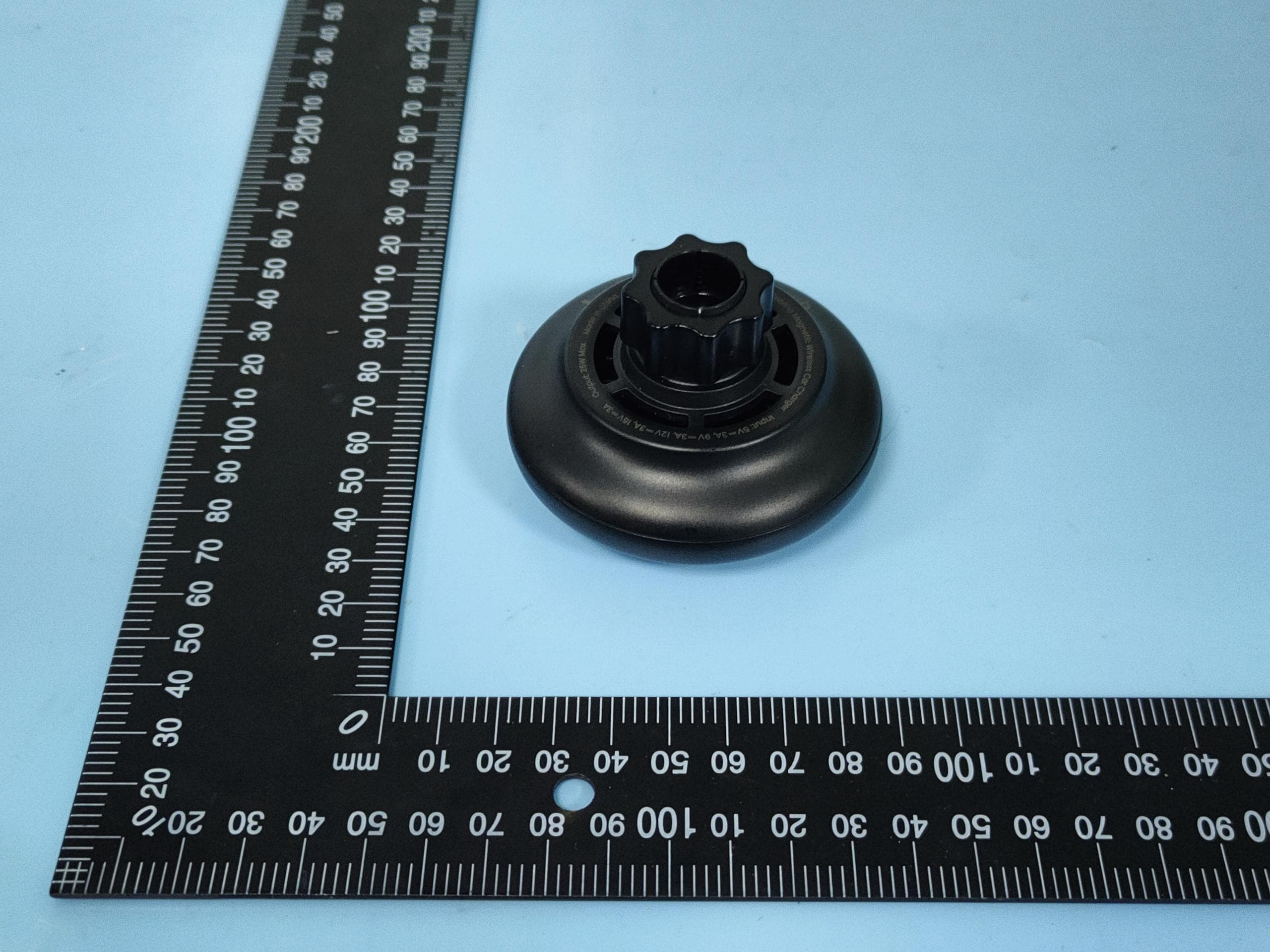 Cooling Magnetic Wireless Car Charger - FCC ID 2AFP2MC44 - Shenzhen Powerqi Technology Co., Ltd. (2)