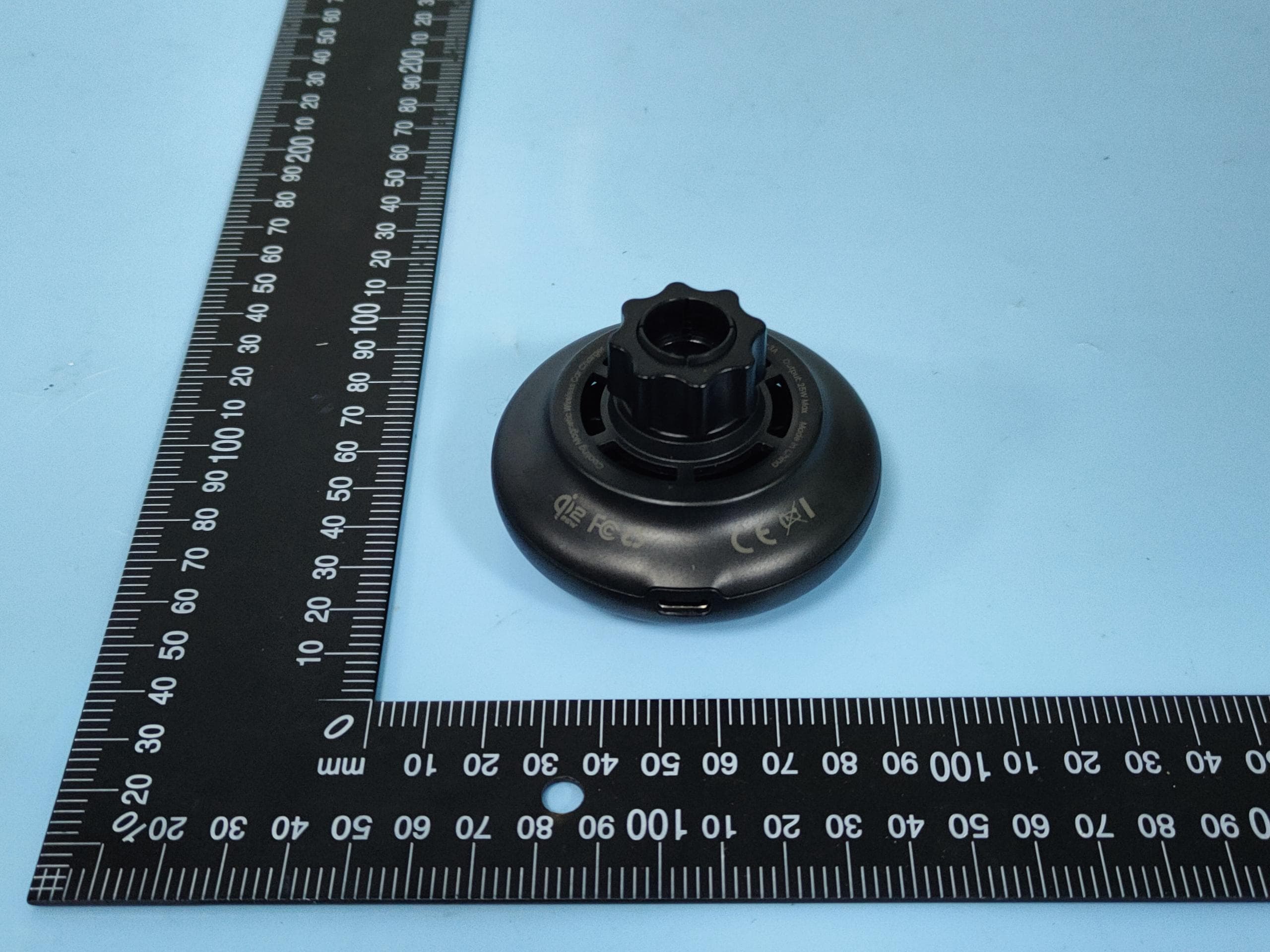 Cooling Magnetic Wireless Car Charger - FCC ID 2AFP2MC44 - Shenzhen Powerqi Technology Co., Ltd. (5)