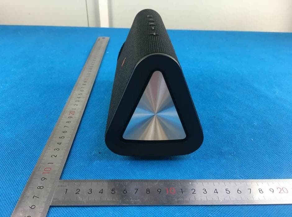 Wireless Charging Bluetooth Speaker - FCC ID 2AFP2TB30 - Shenzhen Powerqi Technology Co., Ltd. (2)
