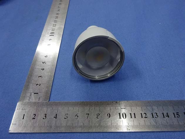 Smart LED light - FCC ID 2AFRH-TINT - Shenzhen Haipai Technology Co.,Ltd (2)