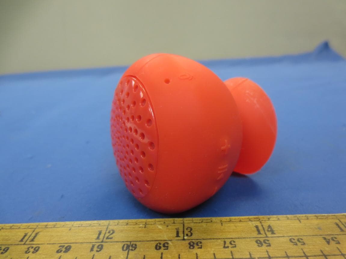 Bluetooth Speaker - FCC ID 2AFRLGC130824 - CINRETT PROMOTIONAL INC. (3)