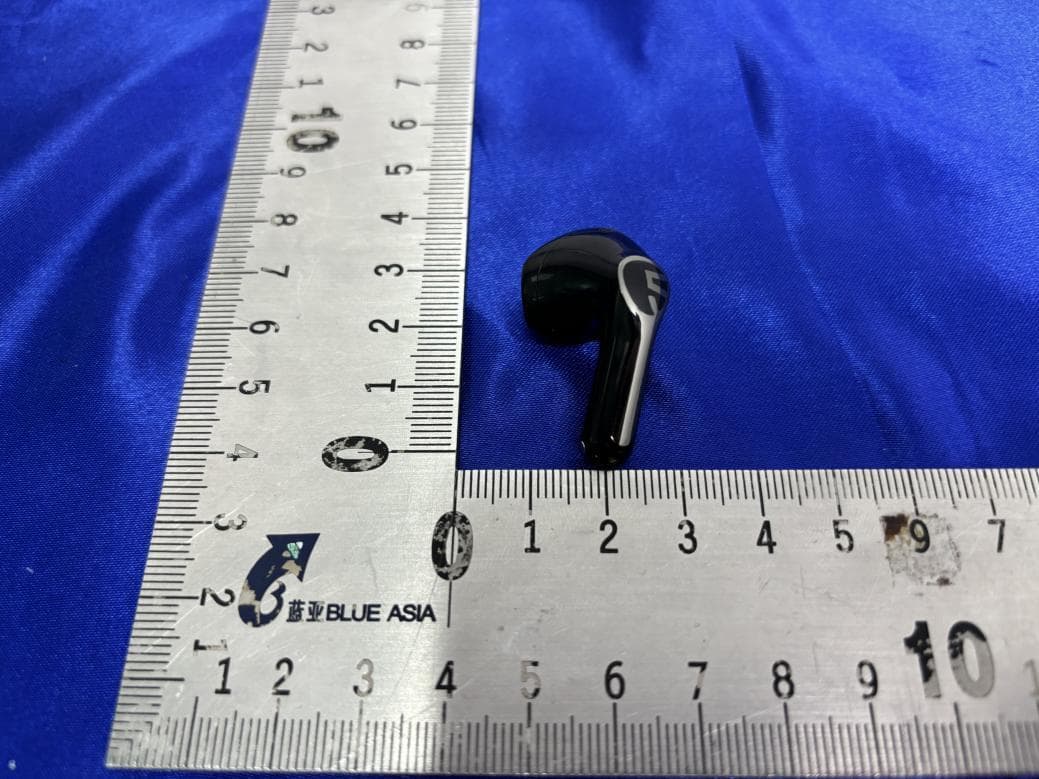 bluetooth headset - FCC ID 2AFTU-DD039 - Shenzhen Soundsoul Information Technology Co., Ltd. (5)