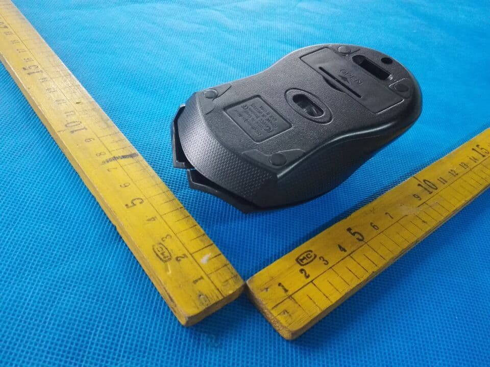 wireless mouse - FCC ID 2AFVEM7095 - Guangzhou Maipai Electronics Co.,Ltd.