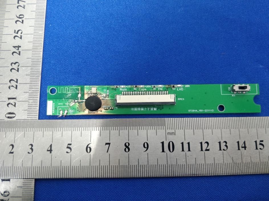 2.4G keyboard - FCC ID 2AFW2-B085-B086 - Shenzhen DZH Industrial Co., Ltd