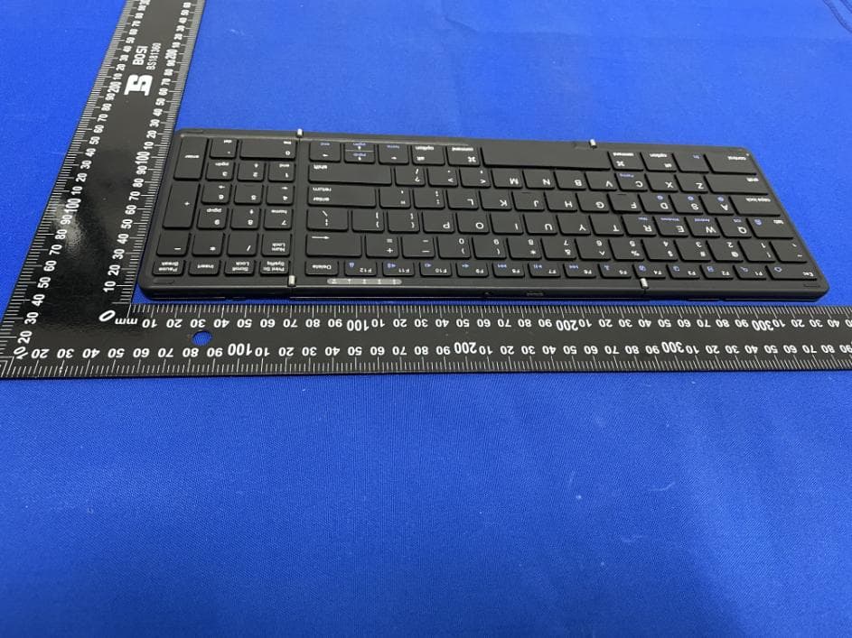 Bluetooth Keyboard - FCC ID 2AFW2-B099 - Shenzhen DZH Industrial Co., Ltd