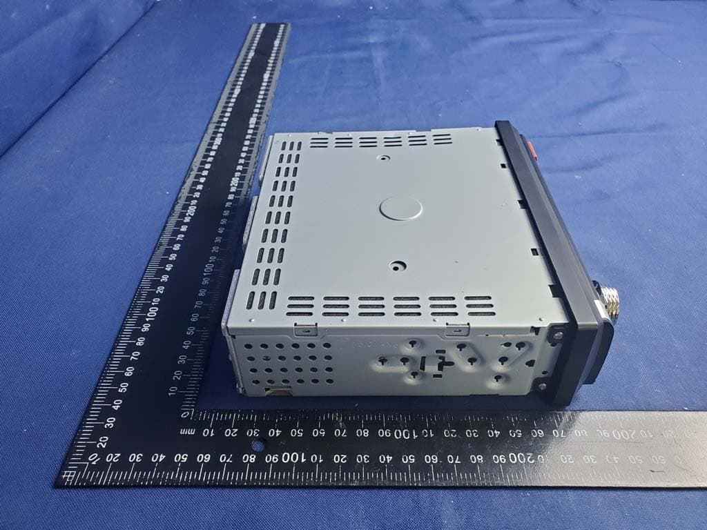 CD Receiver - FCC ID 2AFXA-XDC100BT - FengShun Peiying Electro-Acoustic Co., Ltd (5)