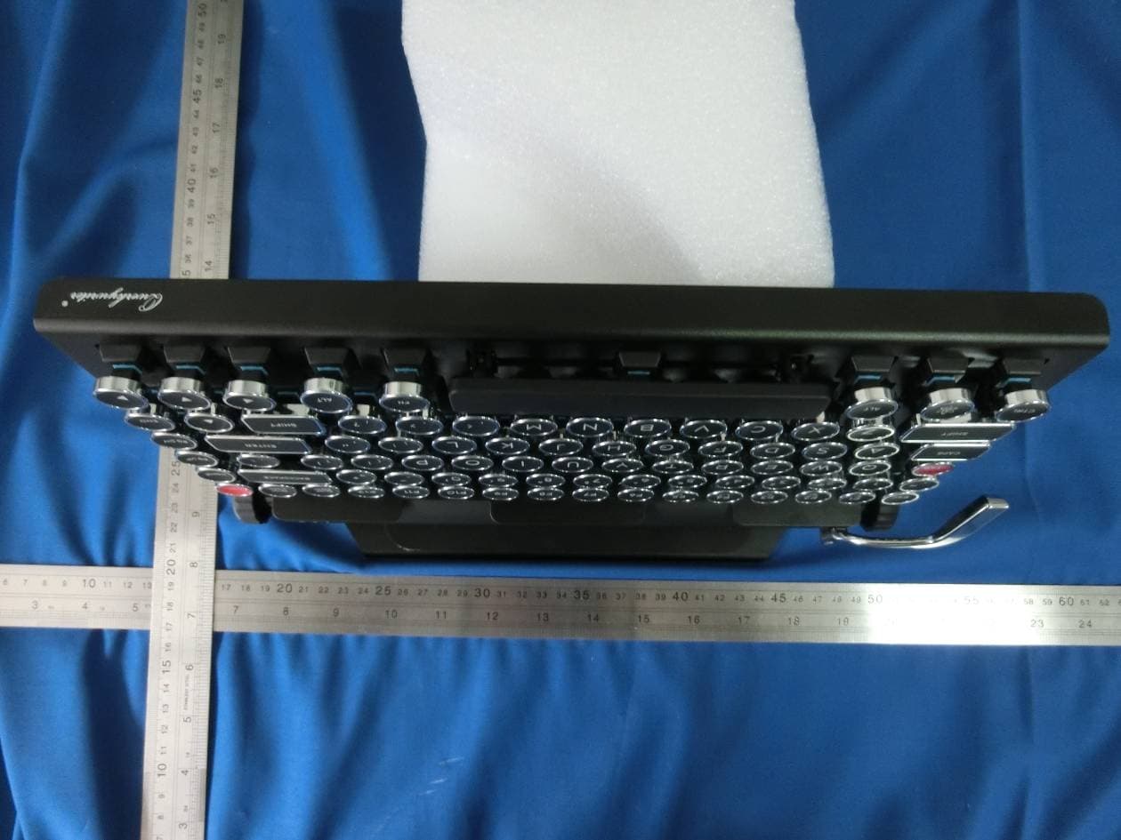 Wireless keyboard - FCC ID 2AFYIQWER - SHENZHEN F&G ELECTRON CO.,LIMITED (2)