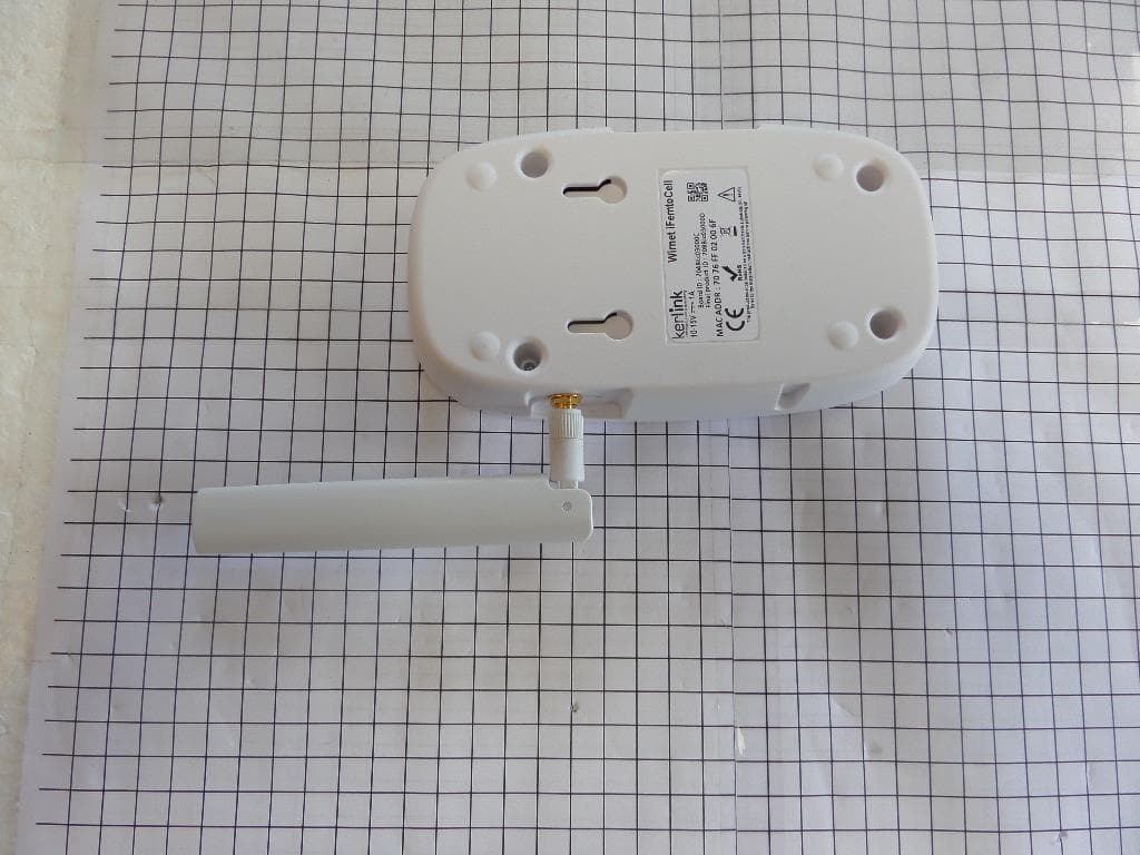 The Wirnet iFemtoCell is an indoor LoRa Gateway for IoT chain. - FCC ID 2AFYS-KLK915MWIFC - KERLINK SA (3)
