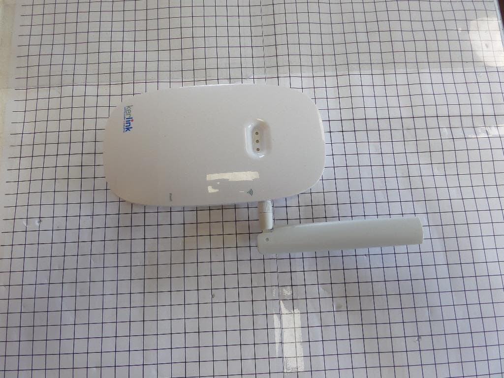 The Wirnet iFemtoCell is an indoor LoRa Gateway for IoT chain. - FCC ID 2AFYS-KLK915MWIFC - KERLINK SA
