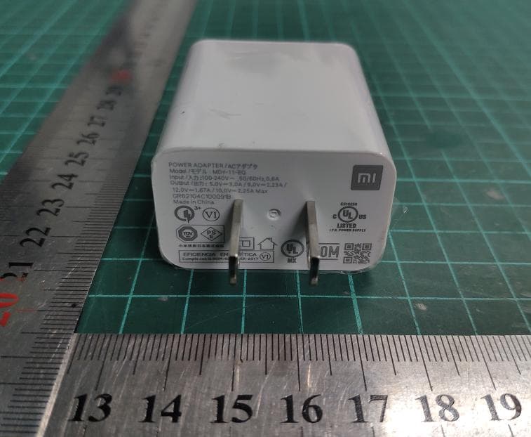 Mobile Phone with GSM, WCDMA, LTE, Bluetooth and WiFi - FCC ID 2AFZZ1119AG - Xiaomi Communications Co., Ltd. (3)
