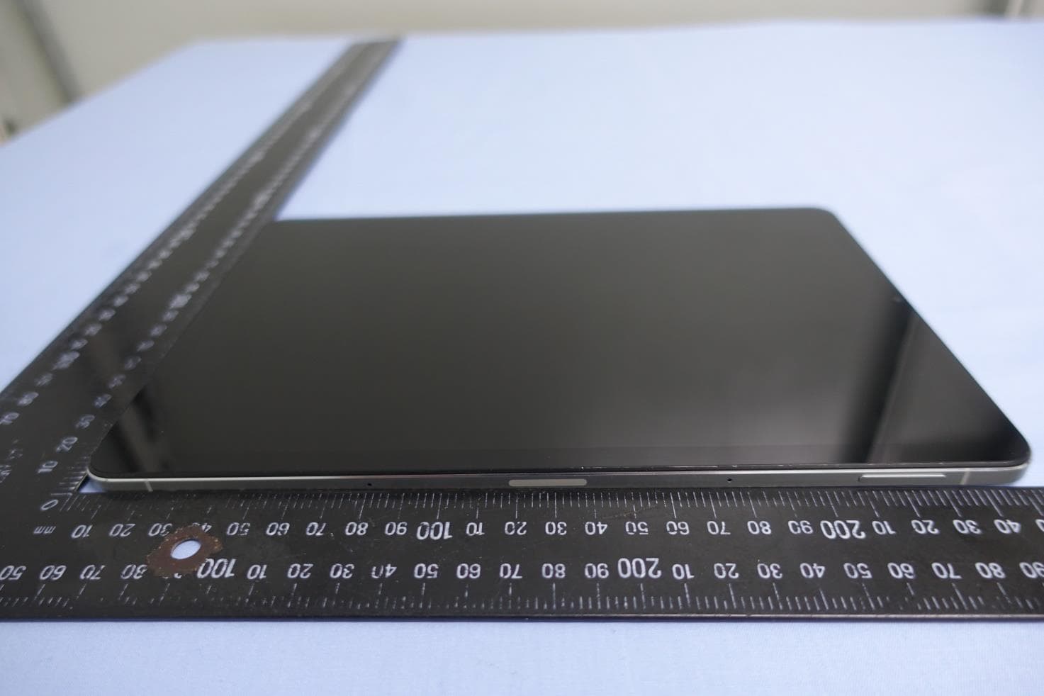 Tablet Computer (BT/WiFi/WPC) - FCC ID 2AFZZ1182G - Xiaomi Communications Co., Ltd. (4)