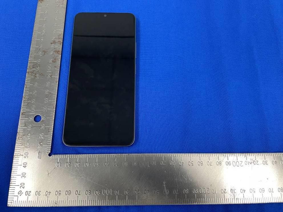 Mobile Phone with GSM, WCDMA, LTE, Bluetooth and WIFI - FCC ID 2AFZZN82L - Xiaomi Communications Co., Ltd. (3)