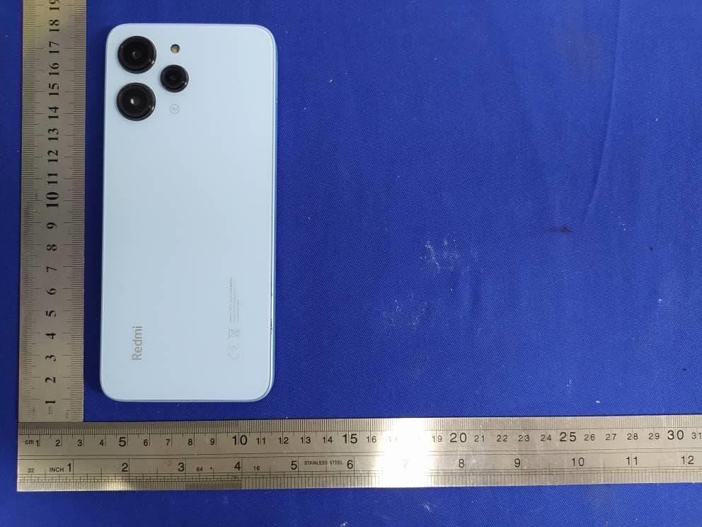 Mobile Phone with GSM, WCDMA, LTE, Bluetooth and WiFi - FCC ID 2AFZZRN02A - Xiaomi Communications Co., Ltd. (4)