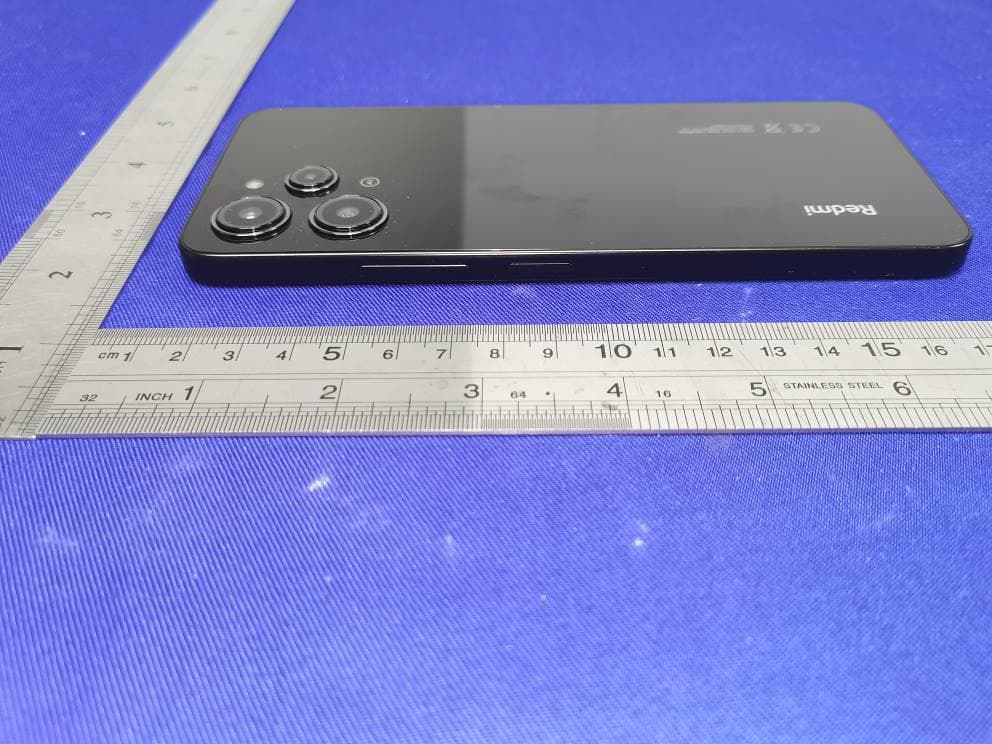 Mobile Phone with GSM, WCDMA, LTE, Bluetooth and WiFi - FCC ID 2AFZZRN02L - Xiaomi Communications Co., Ltd. (2)