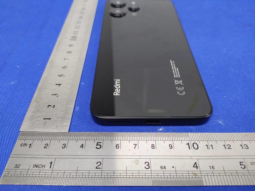 Mobile Phone with BT, WIFI, GSM, WCDMA, LTE and NFC - FCC ID 2AFZZRN02Y - Xiaomi Communications Co., Ltd. (5)