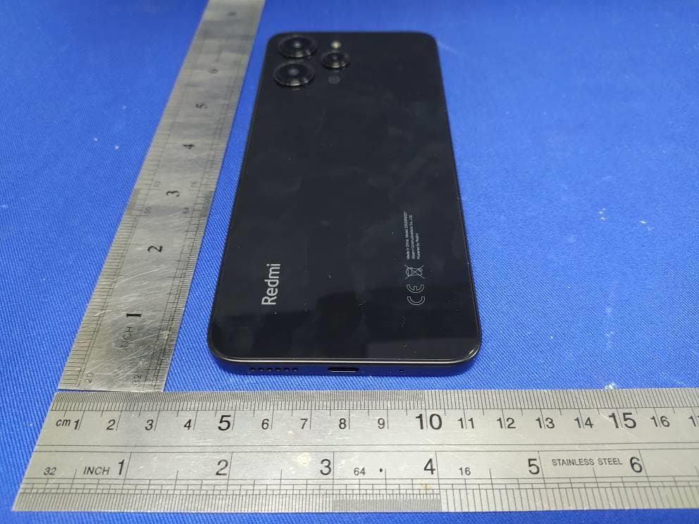 Mobile Phone with BT, WIFI, GSM, WCDMA, LTE and NFC - FCC ID 2AFZZRN02Y - Xiaomi Communications Co., Ltd. (3)