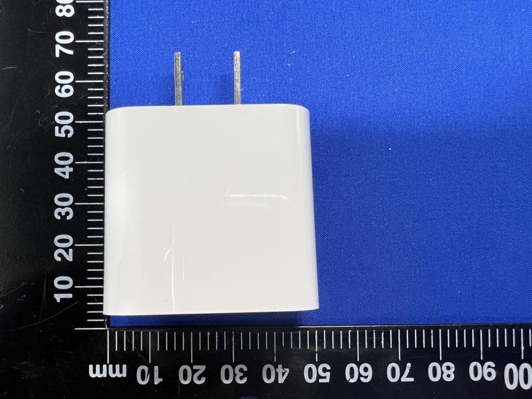 Tablet Computer with WiFi and Bluetooth - FCC ID 2AFZZRPBFL - Xiaomi Communications Co., Ltd. (3)