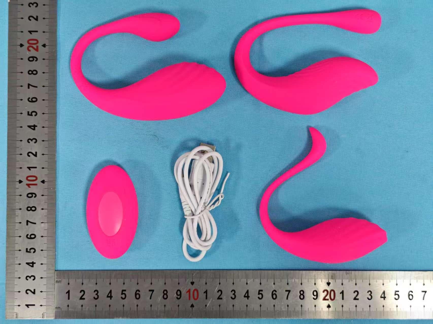 Rechargeable remote (MENAGE A TROIS REMOTE CONTROL ORGY EGG SET) - FCC ID 2AG2K-TOG-025 - A&H Design Group, Ltd. (4)