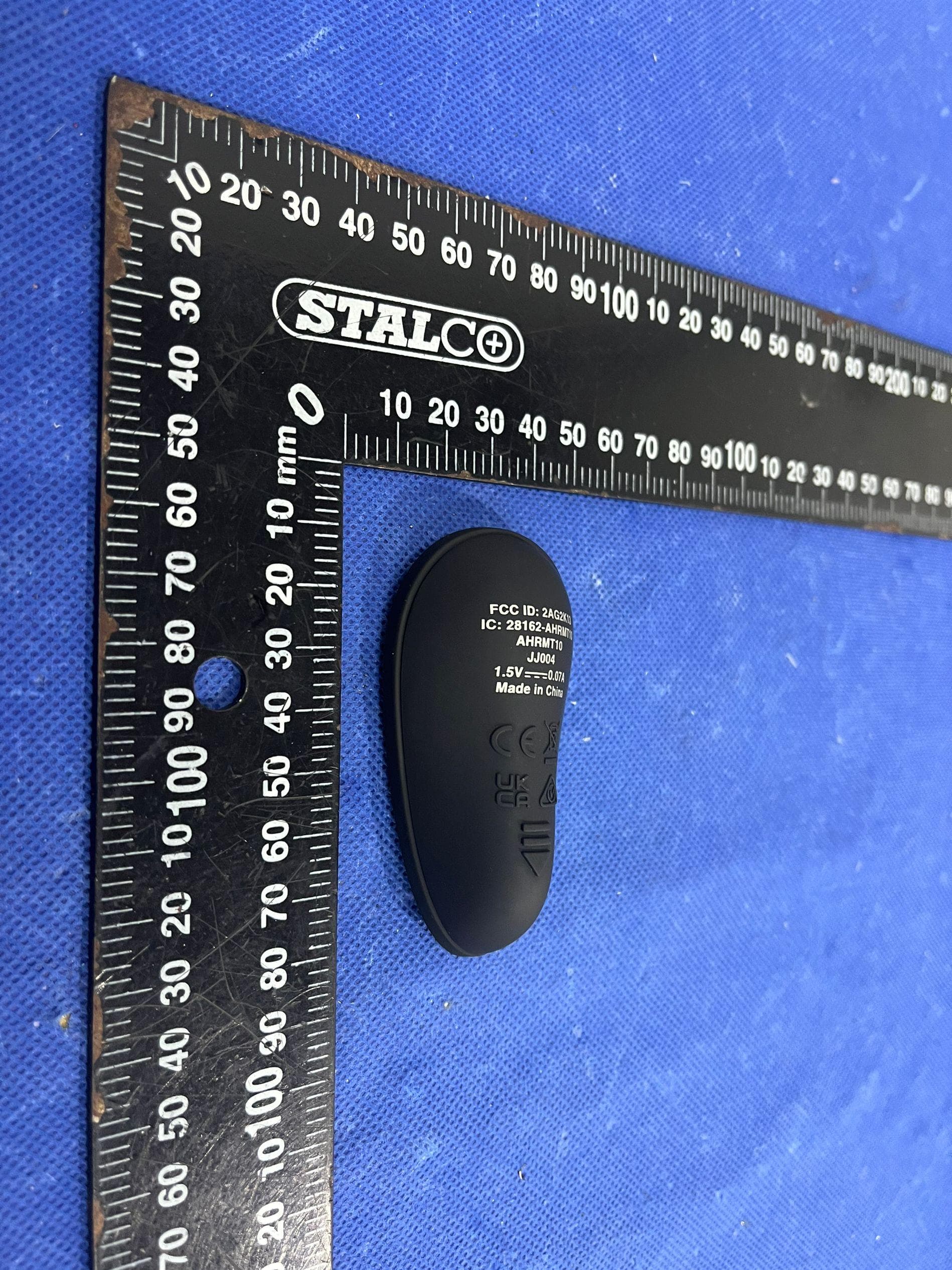 Rechargeable bullet with AAA remote - FCC ID 2AG2K13 - A&H Design Group, Ltd. (4)