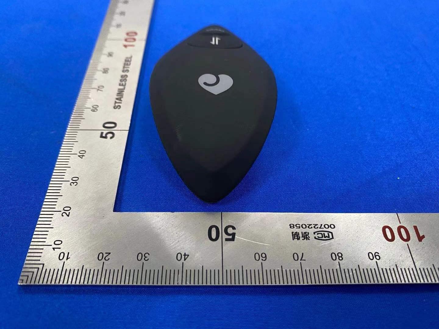 Lovehoney Remote Control Rechargeable Dildo Thrusting Sex Machine Set [Black] - FCC ID 2AG2K4 - A&H Design Group, Ltd. (3)