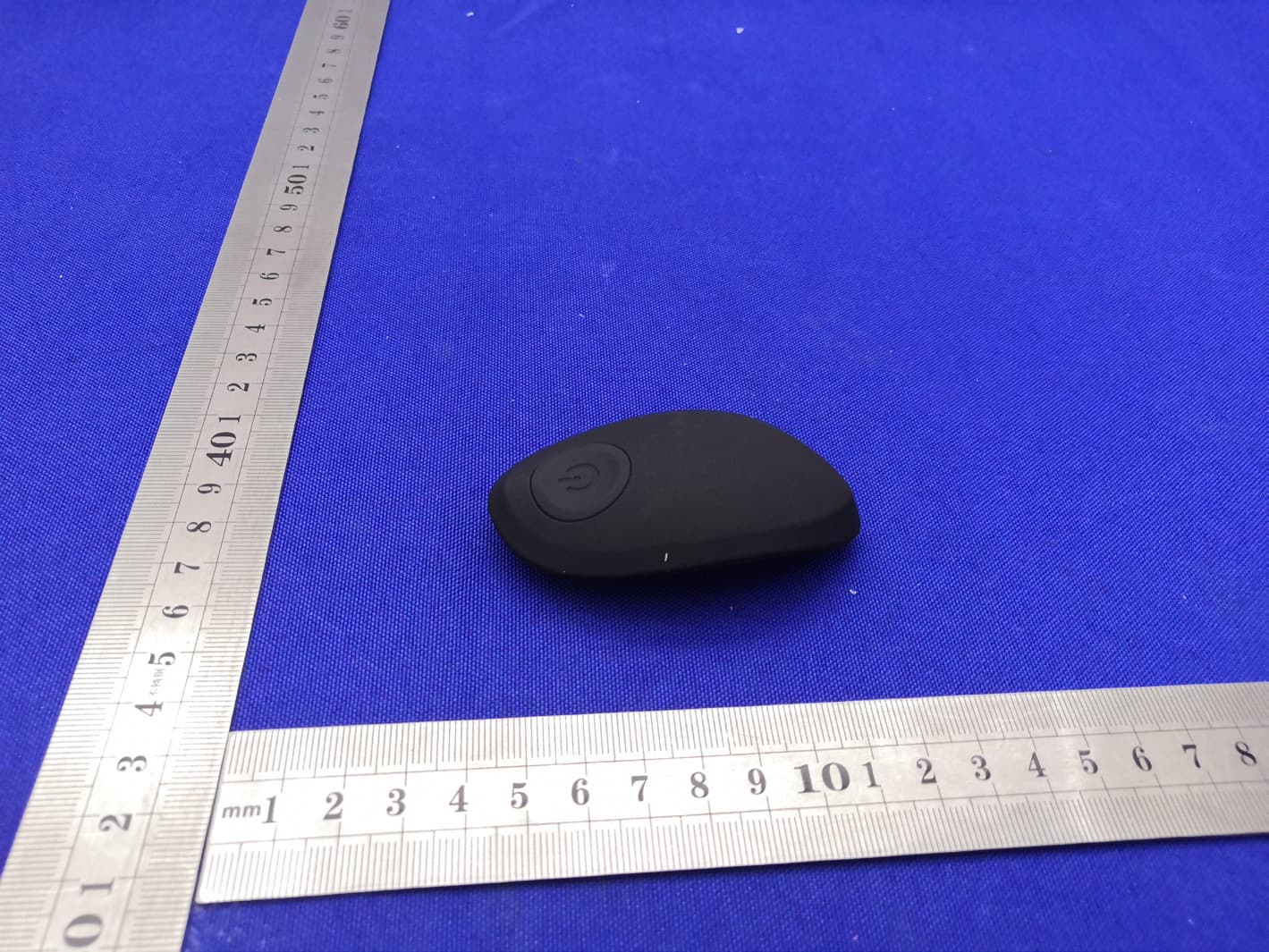 Vibrator - FCC ID 2AG2KLY124R01-010 - A&H Design Group, Ltd. (4)