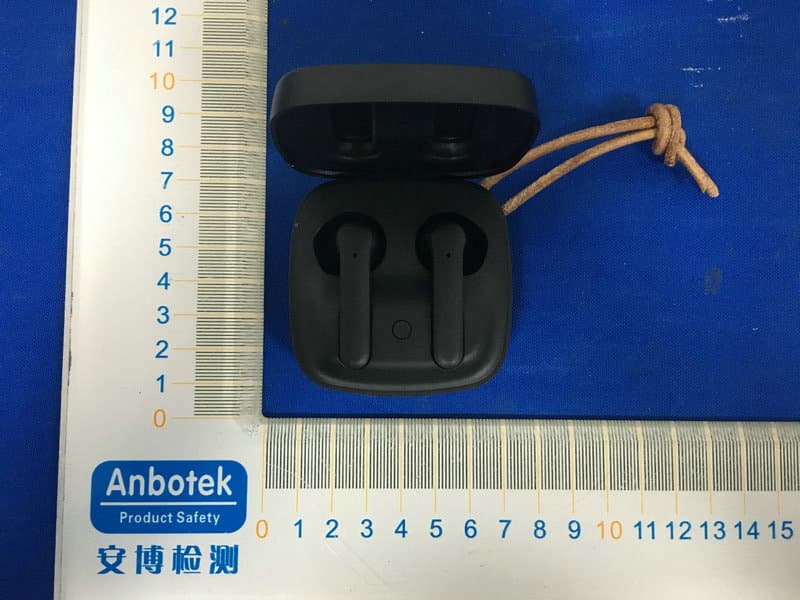 TRUE WIRELESS EARBUDS - FCC ID 2AG68-TWS-834 - Dongguan Koppo Electronics Co.,Ltd (4)