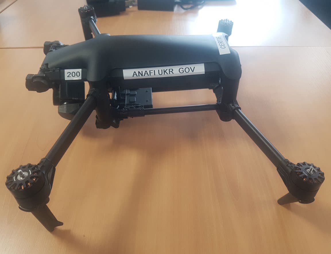 Drone - FCC ID 2AG6IANAFI3GOV - PARROT DRONE SAS (2)